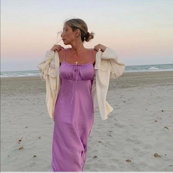 ZARA Blogger Favorite Satin Slip Dress - Picture 3 of 9